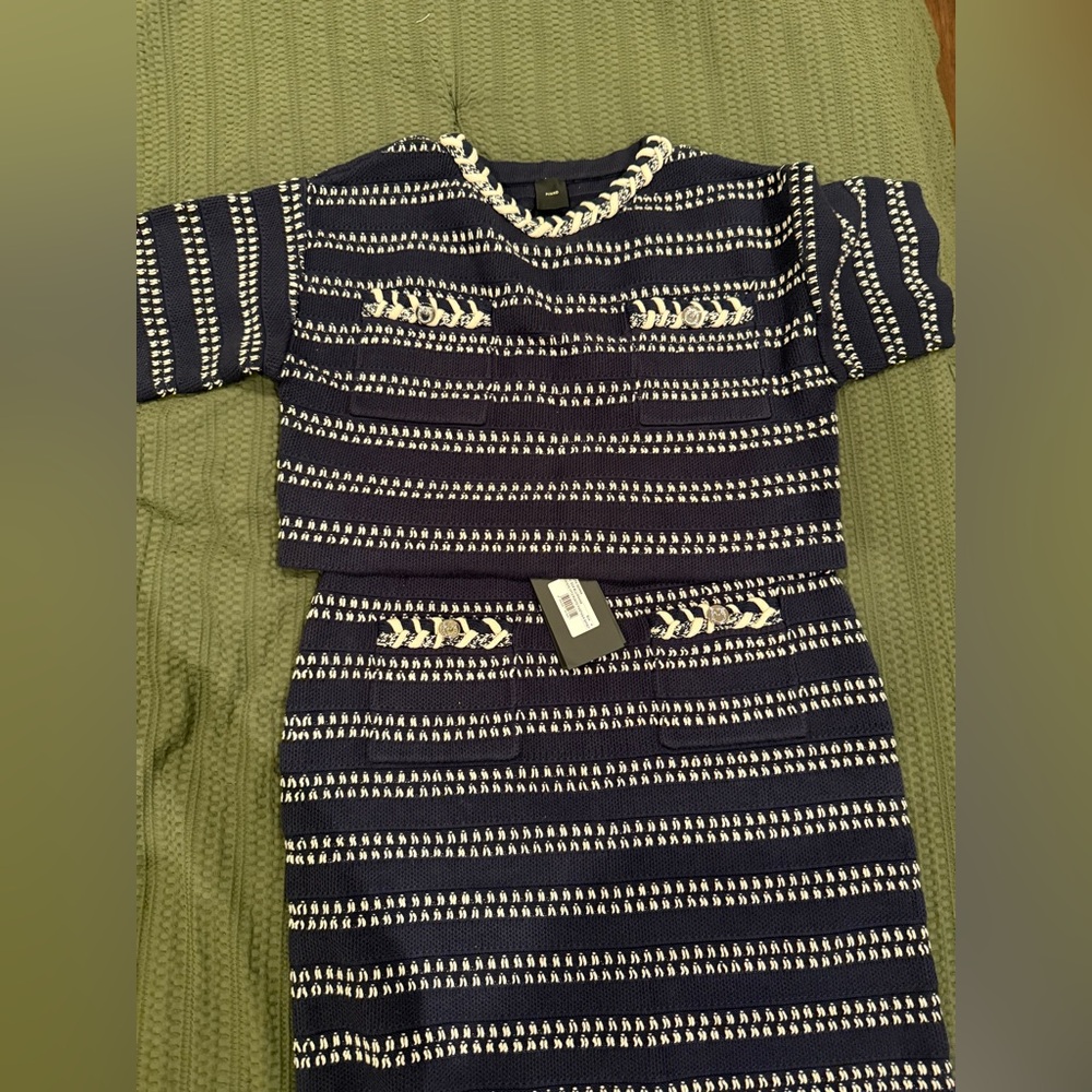 Pinko!! Excellent condition new skirt midi in medium and crop top